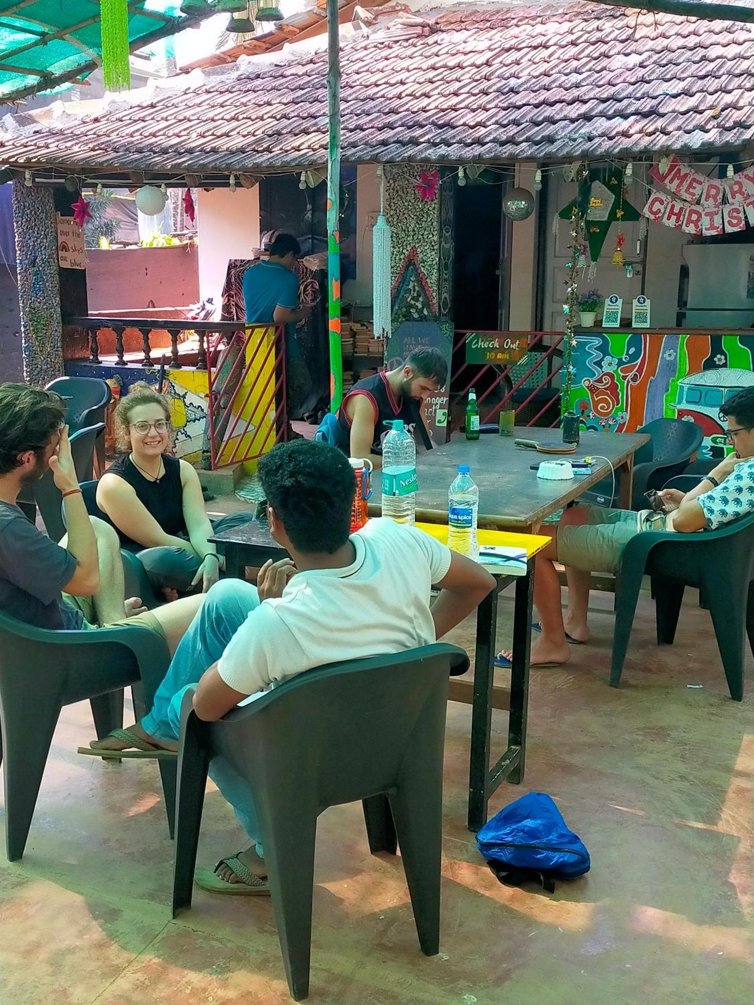 Hippie Hostel Or Goamazing Hostel Anjuna Exterior photo